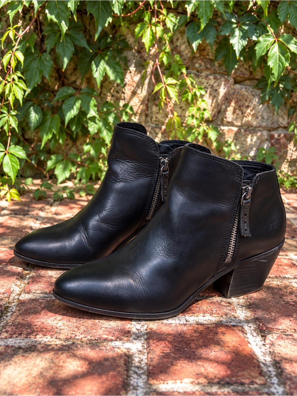 FRYE Black Leather Judith Double Zipper Coastal Cowgirl Ankle Boots, 6.5M